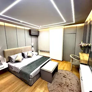 Queens Otel
