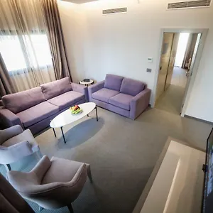 Rawsheh 51 Otel